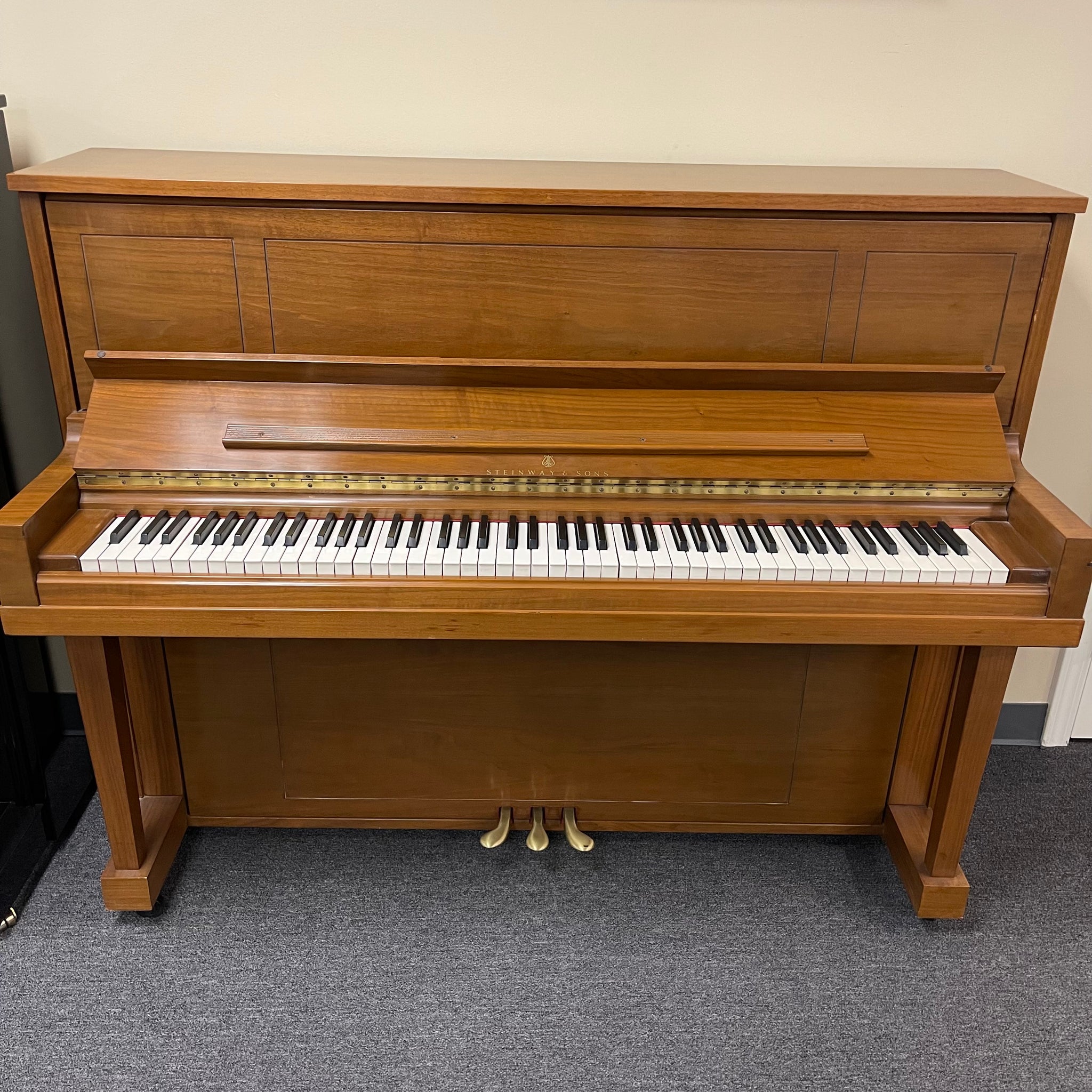 Steinway Model 1098 (46.5'')