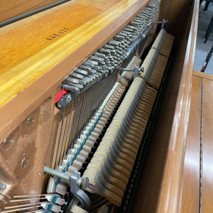 Steinway Model 1098 (46.5'')