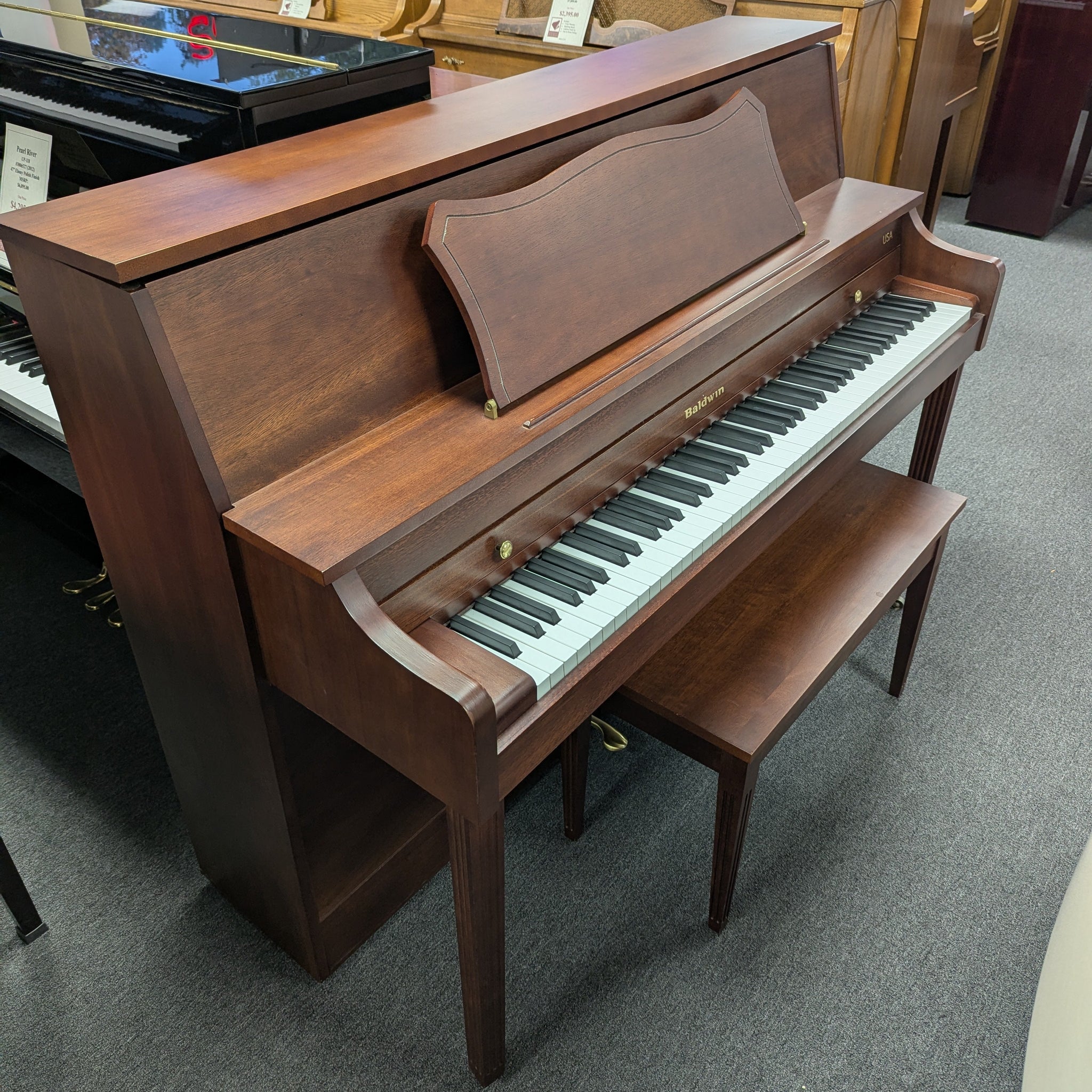 Baldwin Console (44")