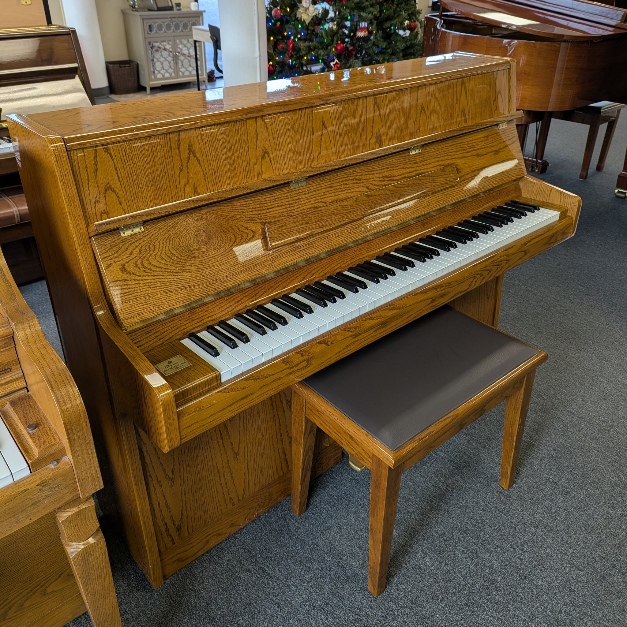 Samick S-108S (43'')